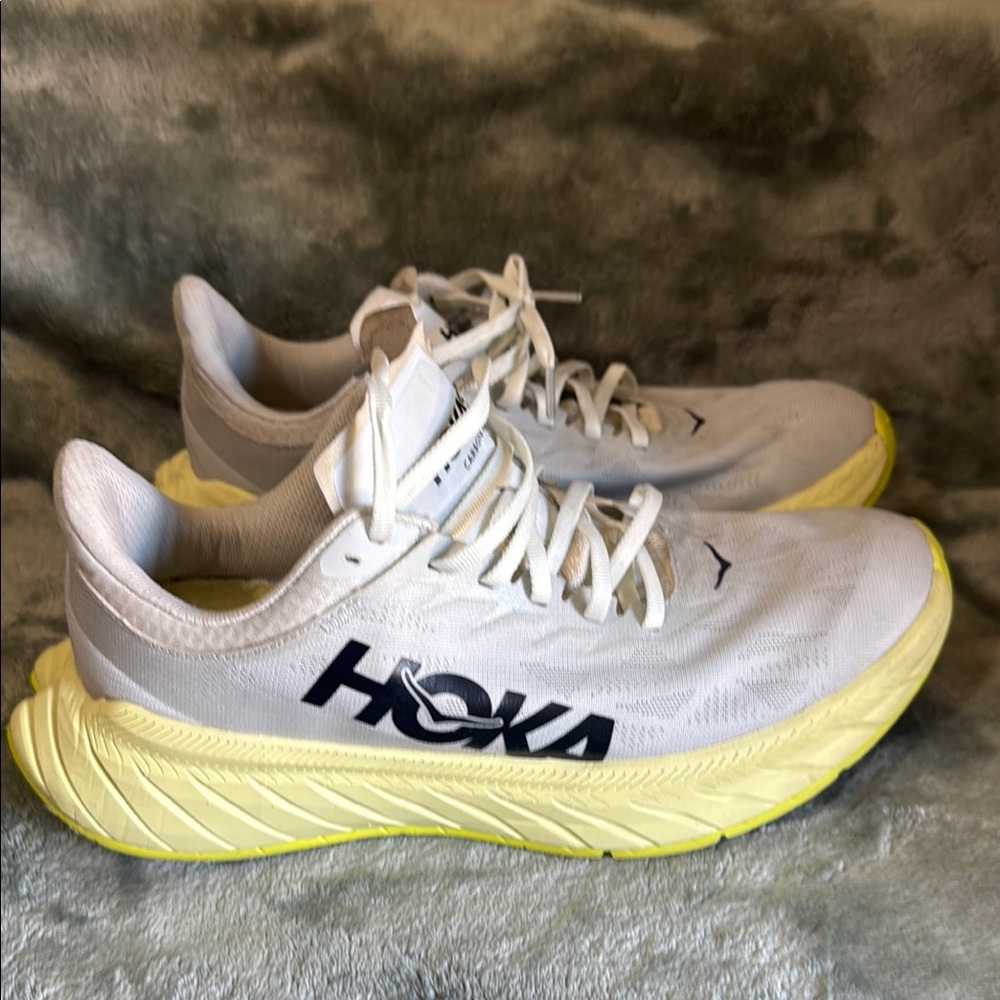 Hoka One One Carbon X 2 Shoes Womens 9 B White Running Sneakers 1113527 BFLG